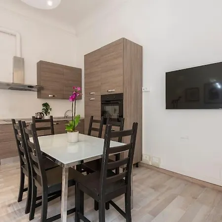 Florence-4 Bedroom In Pellicceria Florence