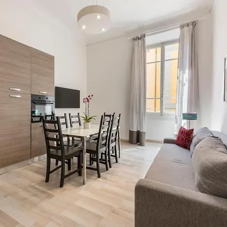 Apartment Florence-4 Bedroom In Pellicceria Florence